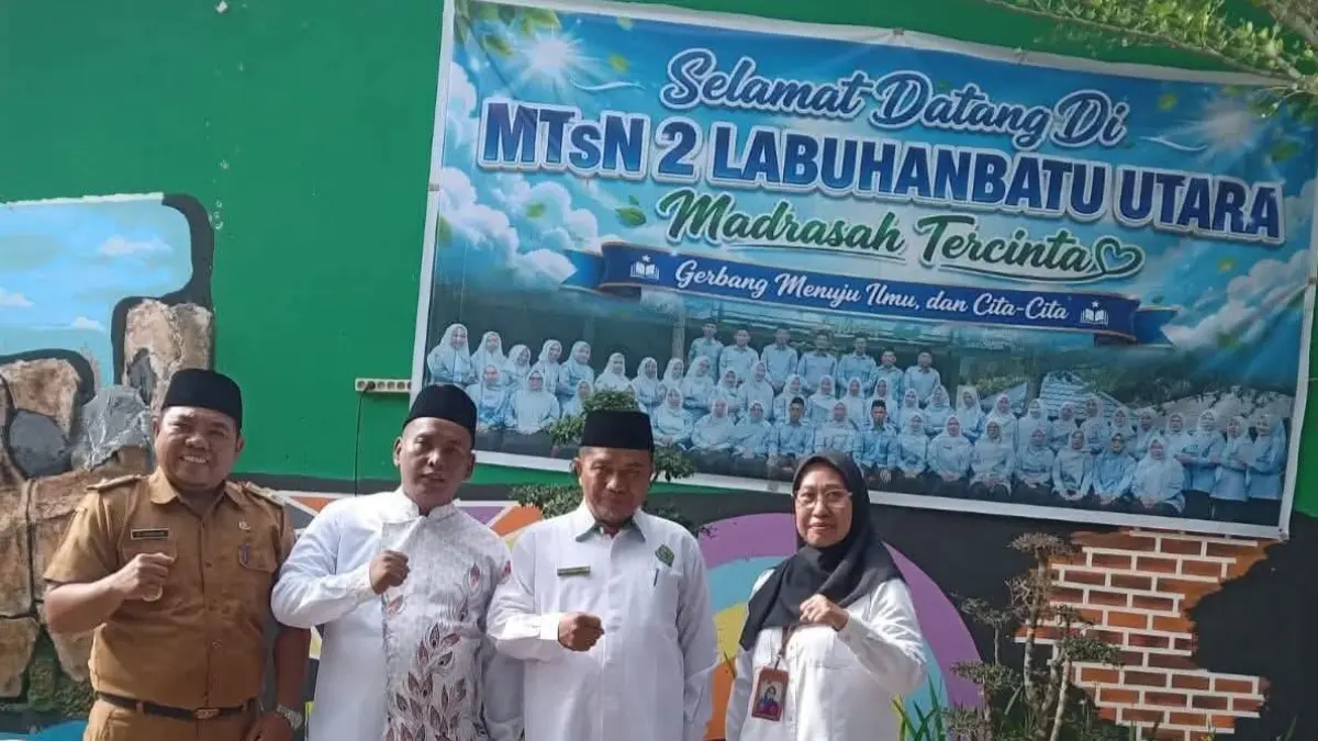 Deklarasi Anti-Bullying di MTsN 2 Labura, Kemenag Ajak Wujudkan Madrasah Aman, Nyaman, dan Berkarakter. (Asri Tarigan/Sumut Pos ) 