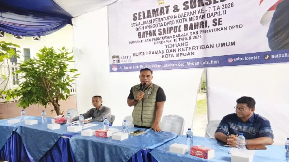 SOSPER: Sekretaris Fraksi Partai NasDem DPRD Medan, Saipul Bahri saat menggelar Sosper di Pekan Labuhan, Medan Labuhan, Sabtu (18/7/2026).
