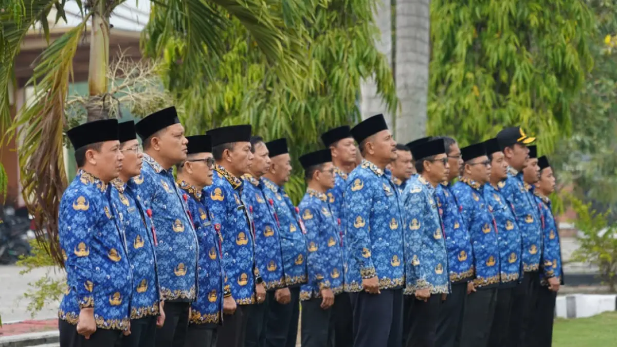 UPACARA: Pemka Padang Lawas Utara menggelar upacara Hari Kesadaran Nasional, Jumat (17/7/2026). (Dok: Diskominfo Paluta)

