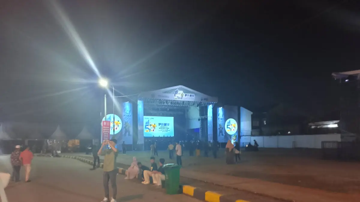 SEPI: Suasana Pekan Raya Sumatera Utara yang masih sepi pengunjung hingga pekan ketiga pelaksanaan. (Dok : Ihsan Syahreza/ Sumut Pos)

