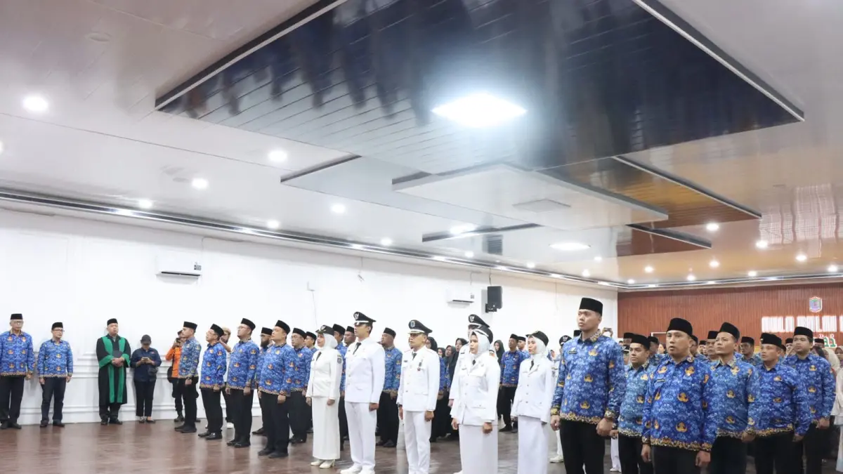 
Puluhan pejabat yang terdiri dari eselon II, III dan IV yang dilantik pada awal Juli 2026 kemarin. (Diskominfo Binjai/Sumut Pos)