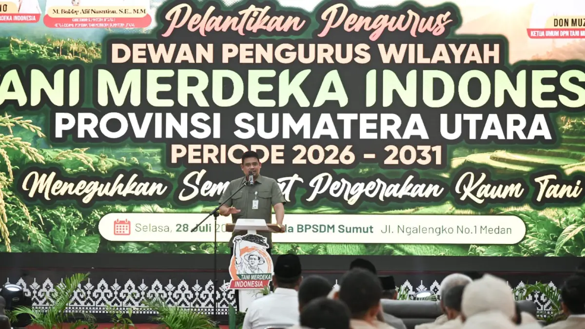 Gubernur Sumut, Bobby  Nasution saat menghadiri penutupan Pelatihan dan Pendidikan Tani Merdeka Sumut-Aceh di Aula BPSDM Sumut, Medan, Selasa (28/7/2026). (Infokom Provsu)