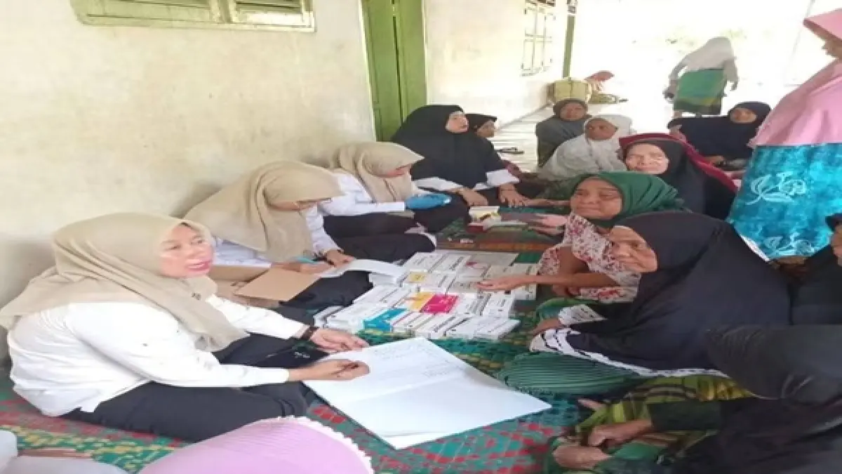  Puskesmas Kampung Pajak Gelar Pelayanan Pengobatan di Persulukan, Wujudkan Akses Layanan Kesehatan yang Mudah dan Merata. ( Asri Tarigan/Sumut Pos ) 