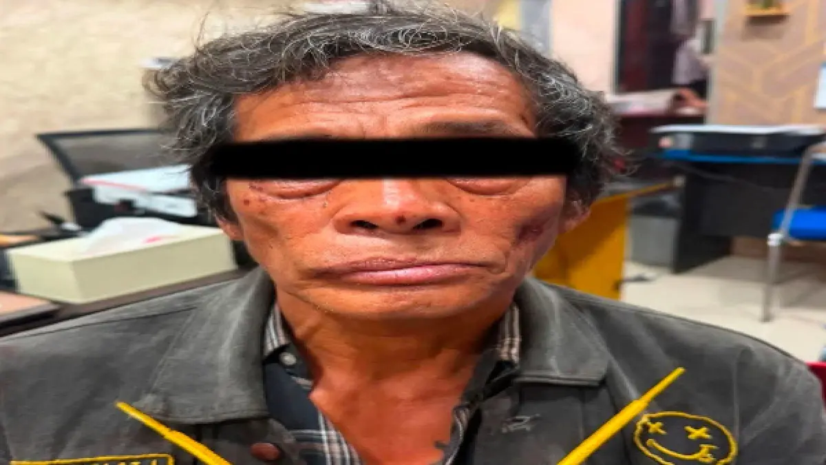 DIAMANKAN: Pelaku menikaman di Plaza Kabanjahe diamankan di Polres Karo. (Solideo/Sumut Pos)