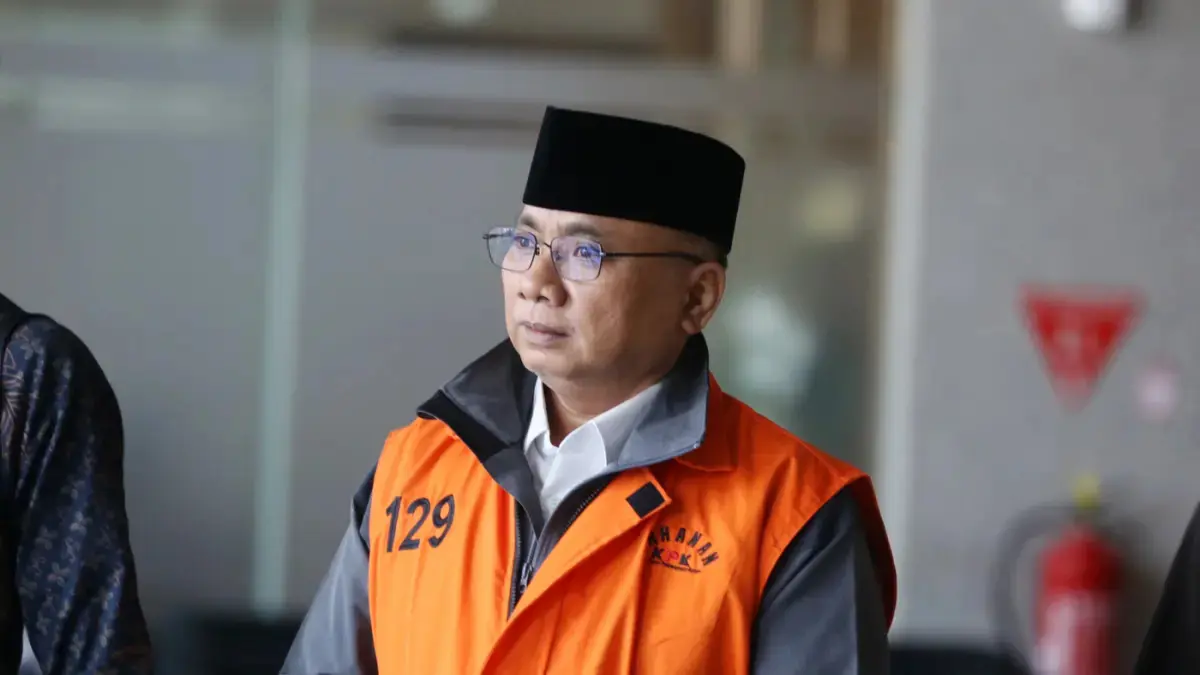 Tersangka kasus dugaan korupsi Yaqut Cholil Qoumas. (Dery Ridwansah/ JawaPos.com)
