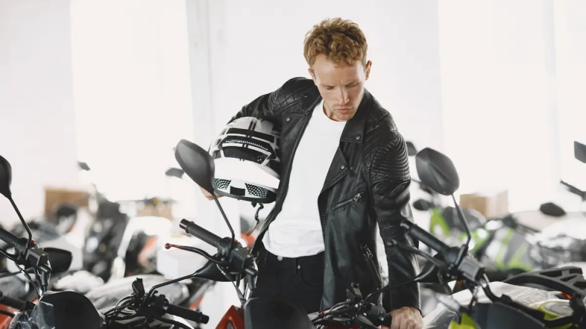 Tips membeli sepeda motor bekas. (Preefik.com)