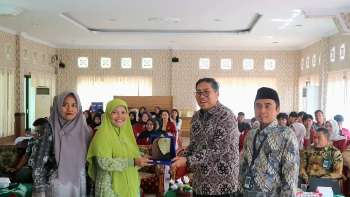 KULIAH: Fakultas Ilmu Sosial dan Ilmu Politik (FISIP) Universitas Muhammadiyah Tapanuli Selatan (UMTS) menggelar kuliah umum bertajuk "Peran Barang Milik Negara (BMN) dalam Mendukung Kinerja Anggaran Pendapatan dan Belanja Negara (APBN)" di Ruang Seminar UMTS, Kamis (6/8/2026). (Dok : Dekanat FISIP UMTS)