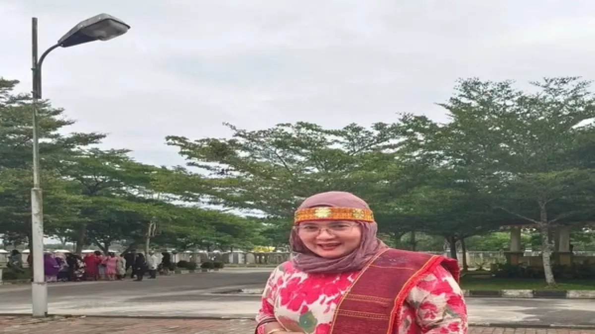 Kabag Hukum Zahida Hafani Siregar Ditunjuk sebagai Plt Asisten I Pemkab Labura. ( Asri Tarigan/Sumut Pos )