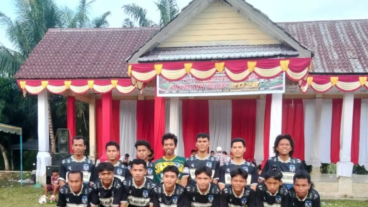  22 Tim Sepak Bola Bertanding di kecamatan Aek Nabara Barumun, Padang Lawas. (Mitra harahap/Sumut Pos)