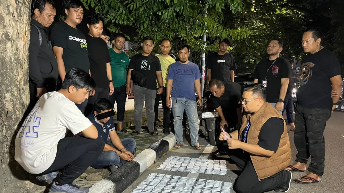 GAGAL: Polrestabes Medan mengamankan 622 rokok elektrik diduga mengandung narkotika atau Pod Getar di Jalan Iskandar Muda Medan, Minggu (16/8/2026) malam. (Dok: Polrestabes Medan)
