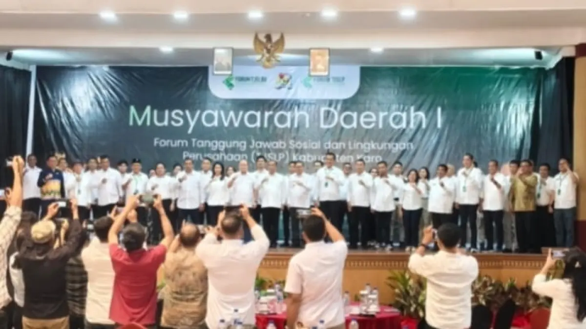 LANTIK: Pelantikan Forum CSR beberapa waktu lalu. (Solideo/Sumut Pos)