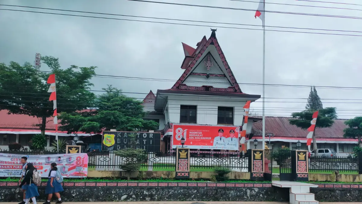 
Kantor Bupati Dairi di jalan Sisingamangaraja, Sidikalang. (RUDY SITANGGANG/SUMUT POS)