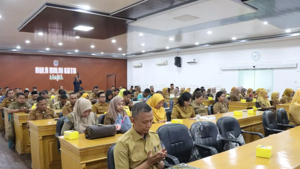 
Puluhan calon kasek mengikuti pembekalan yang dibuka Wali Kota Binjai, Amir Hamzah. (Diskominfo Binjai/Sumut Pos)