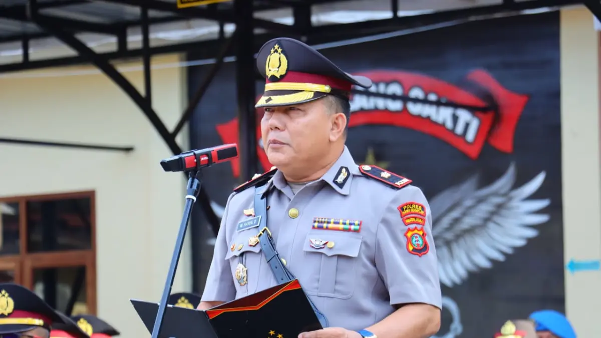 Wakapolres Tebing Tinggi Kompol M Haris Sihite, SE., MH, mewakili Kapolres Tebing Tinggi AKBP Rina Frillya, S.I.K mempimpin peringatan hari juang Polri 2026. (Istimewa/Sumut Pos)