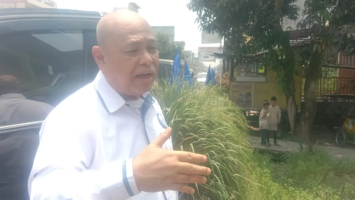 Ketua Fraksi PAN DPRD Sumatera Utara Ir H Yahdi Khoir Harahap, MBA, saat diwawancarai Sumut Pos, Minggu (23/8/2026), seusai menghadiri HUT ke-28 PAN DPD PAN Batubara di Gedung Dakwah PD Muhammadiyah Batubara, Indrapura. (Liberti H Haloho/Sumut Pos)