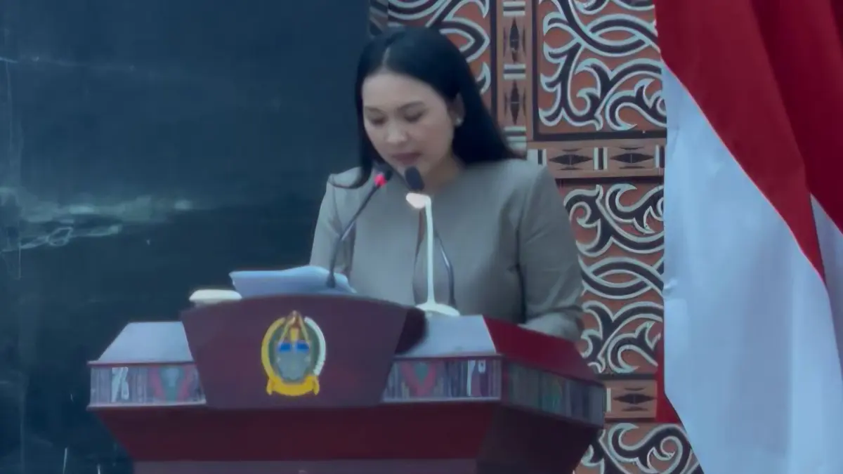 Juru bicara Fraksi PDIP, Meryl Rouli Saragih saat rapat paripurna di DPRD Sumut. (Dok: istimewa)

