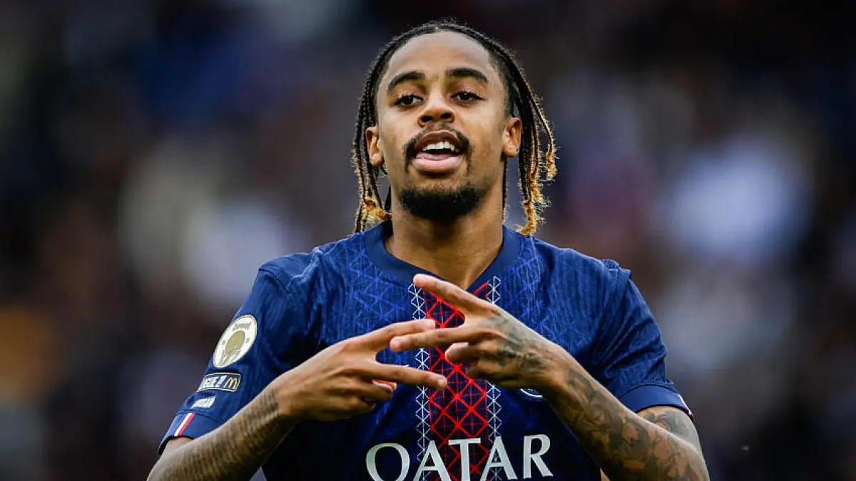 Liverpool sepakat memboyong Bradley Barcola dari PSG dengan nilai transfer fantastis mencapai Rp2,7 triliun. (madeinfoot)