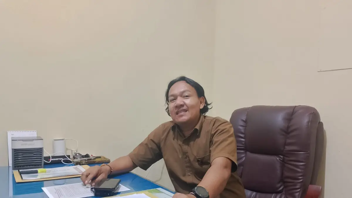 Kasat Narkoba Polres Nisel Ipda Didi Sutadi saat memberikan keterangan kepada wartawan. Kamis, (3/9/2026). (Eriusman Duha/Sumut Pos)