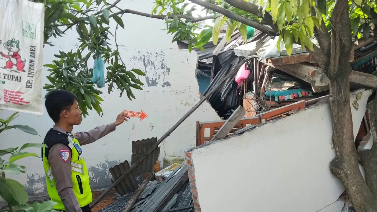 Satlantas Polres Sergai saat melakukan olah tkp. (Fadly/Sumut Pos)