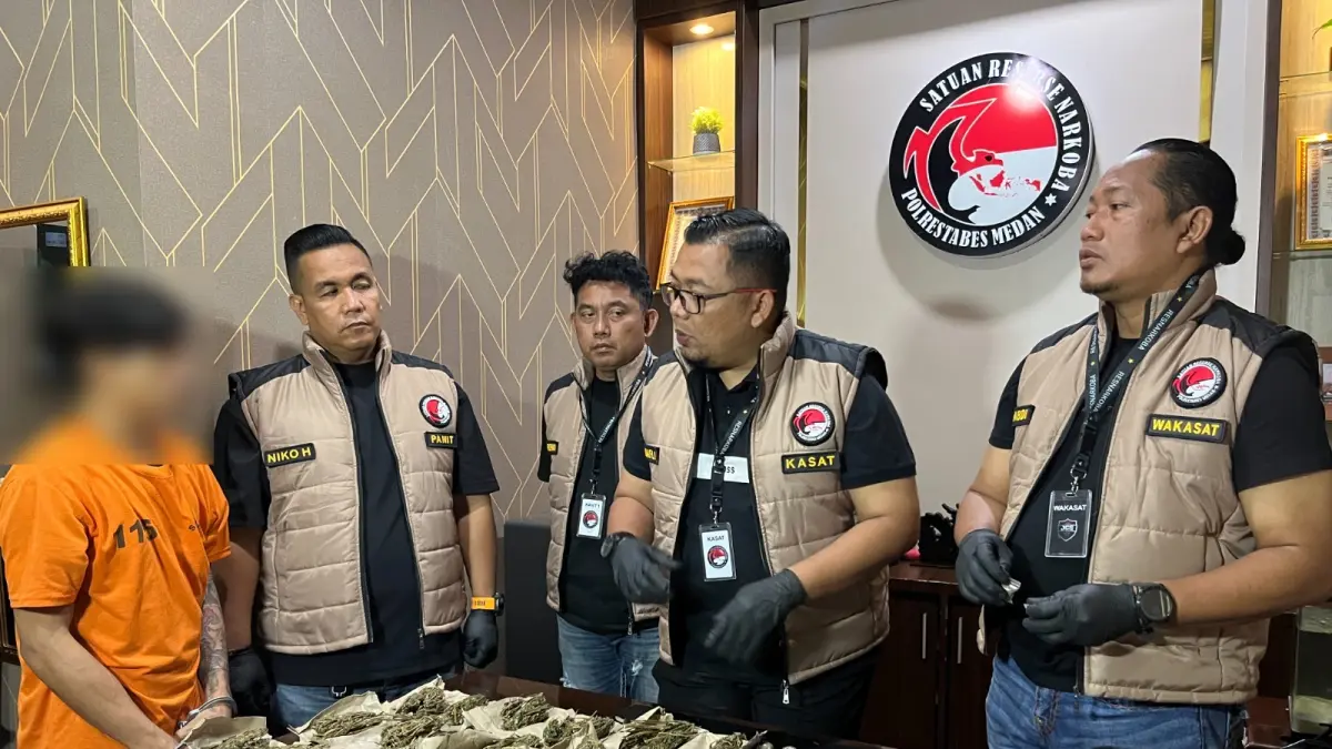 RESIDIVIS: MA residivis kasus pencurian yang diamankan ngedar ganja di kawasan Tembung. (Dok: Polrestabes Medan)

