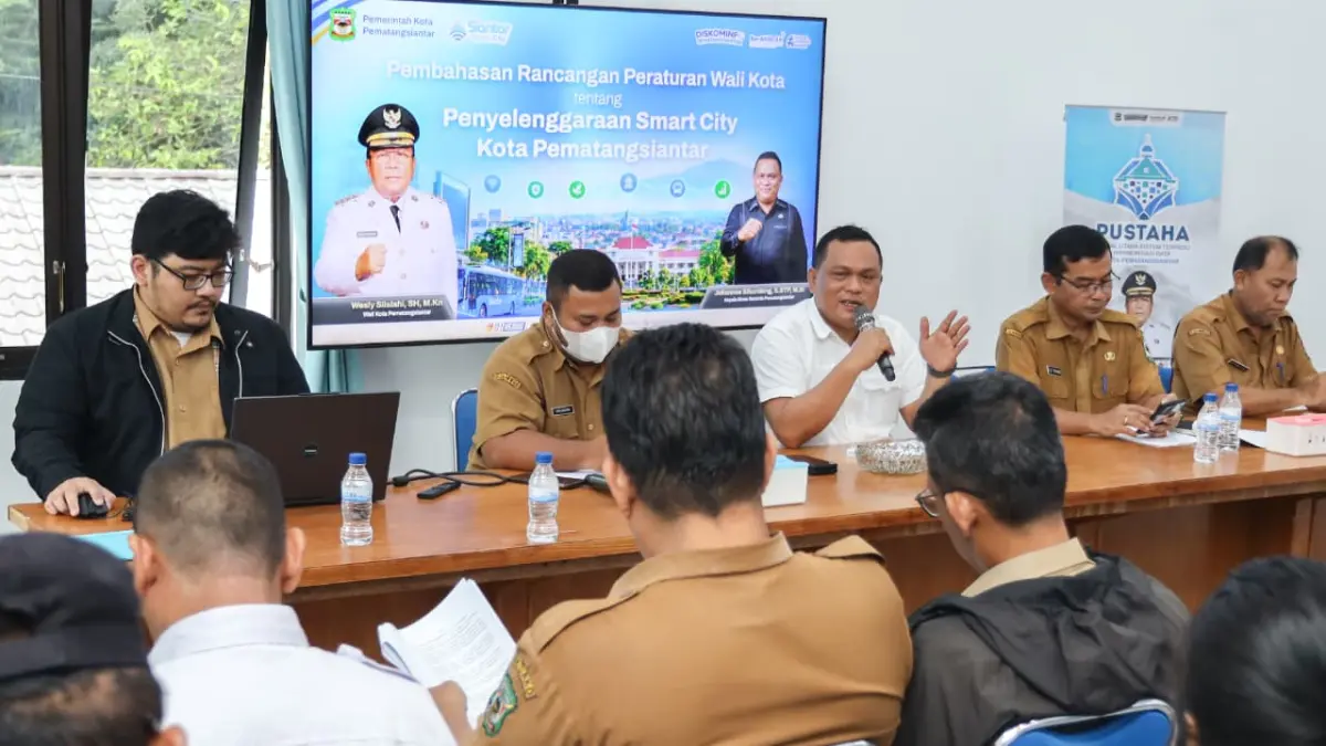 Suasana pertemuan di Dinas Kominfo Pematangsiantar. (Pra Evasi/Sumut Pos)