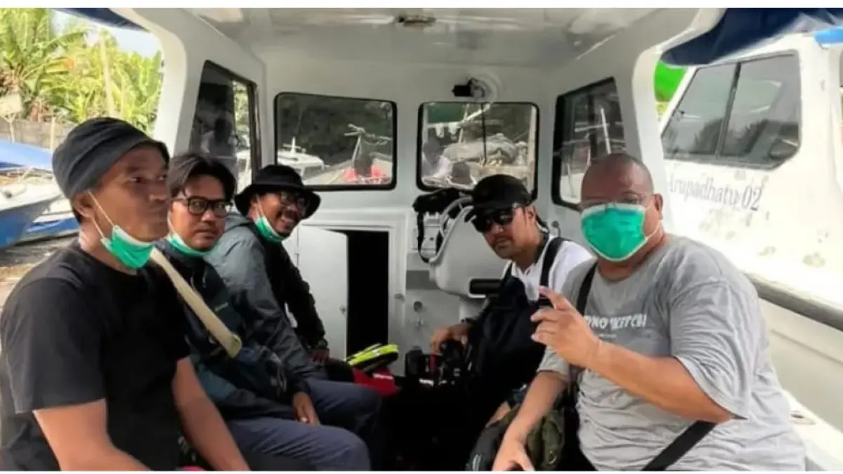Lima orang jurnalis yang hilang kontak sebelum berangkat menuju gunung anak Krakatau pada Senin (7/9). (Istimewa)