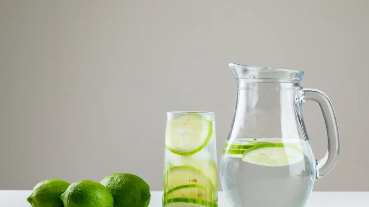 Minuman yang Dapat Menetralkan Tubuh Setelah Banyak Makan Daging. (freepik)
