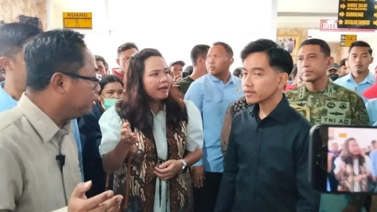 Gibran saat berada di RS Efarina Berastagi. (Solideo/Sumut Pos)