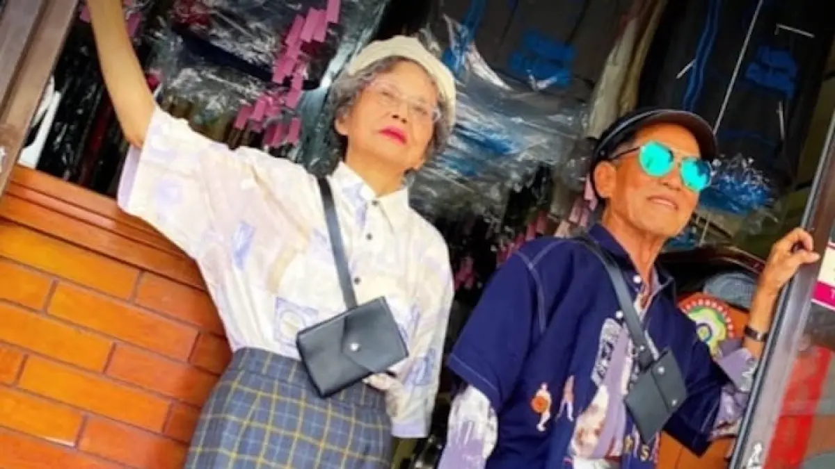Pasangan lansia Taiwan ubah baju pelanggan laundry yang tak diambil menjadi outfit fashion.(Instagram @cretivox)