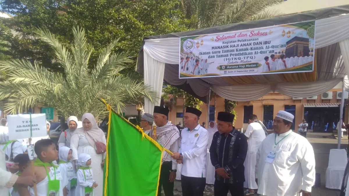 MANASIK HAJI: IGTKQ-TKQ Kota Medan menggelar kegiatan manasik haji ibu dan anak, Senin (21/9/2026). (Dok: Panitia)