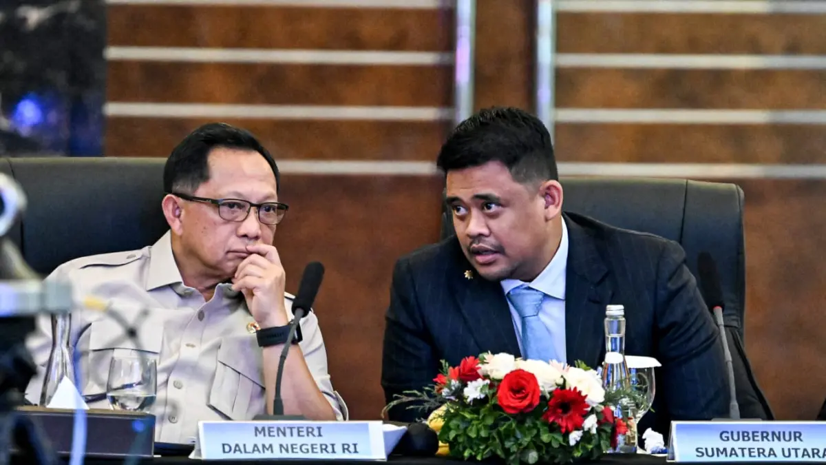 TEMU: Gubernur Sumatera Utara (Sumut) Bobby Afif Nasution, Bersama Mentri Dalam Negri Muhammad Tito Karnavian saat pertemuan Indonesia, Malaysia, Thailand Growth Triangle (IMT-GT) di Lantai 2 Ballroom JW marriot Hotel Medan, Rabu (9/9/2026).(Dok : Diskominfo Sumut)