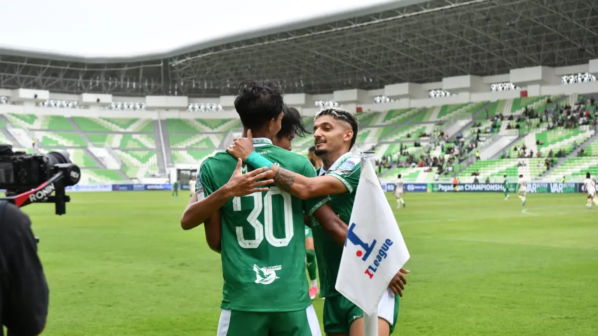 POSITIF: Para pemain PSMS membidik hasil positif saat tandang ke markas Adhyaksa FC Bekasi, Minggu (27/9/2026). (Dok PSMS)