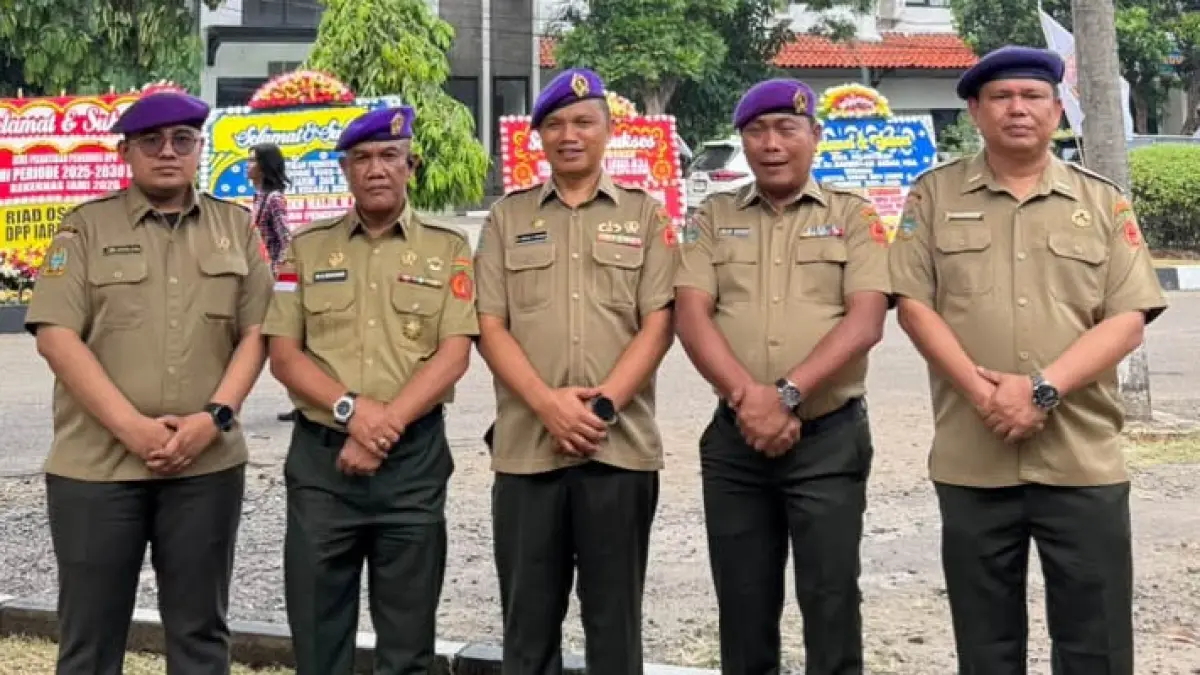 BERSAMA: Plt IARMI Sumut, Lom Lom Suwondo SS bersama pengurus IARMI Sumut. (Dok Pribadi)
