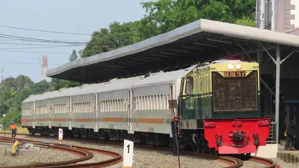 81 Tahun KAI, Jejak Perkeretaapian Sumut dari Lokomotif Uap hingga Modern