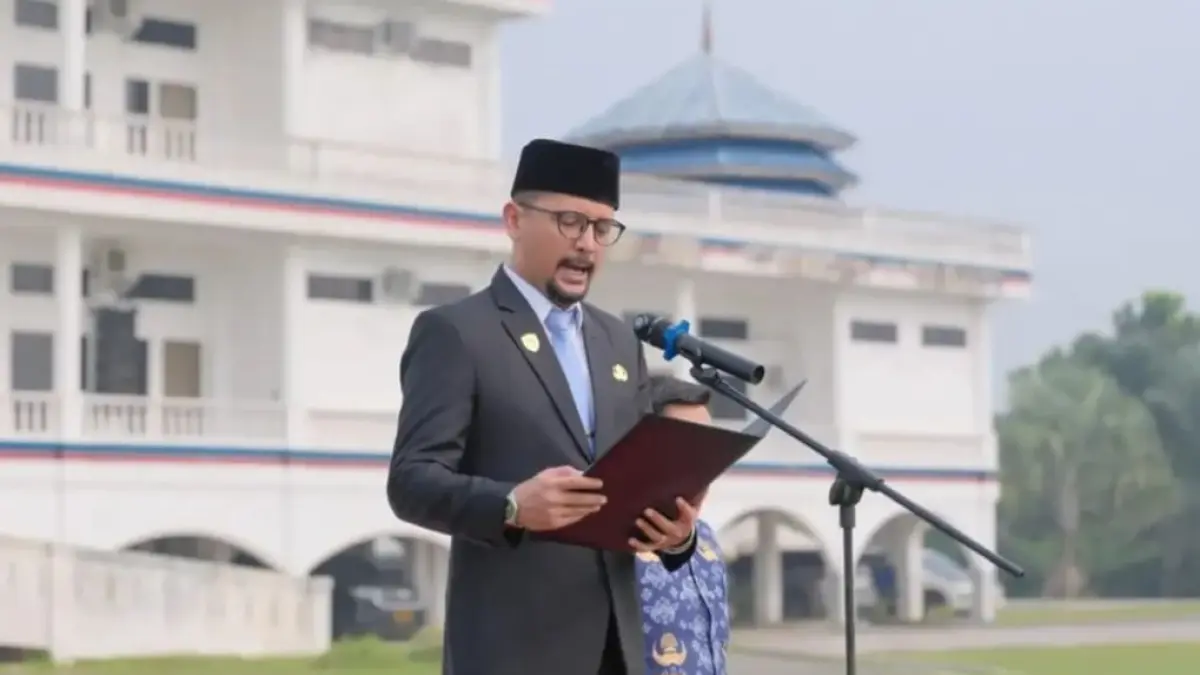 Bupati Fery Sahputra Simatupang Pimpin Upacara Hari Kesaktian Pancasila. (Khairuddin/Sumut Pos)