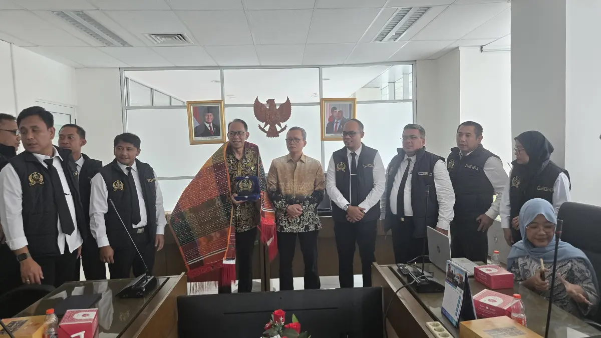 STUDI: Badan Pengembangan Sumber Daya Manusia (BPSDM) Provinsi Sumatera Utara melaksanakan Studi Lapangan (Stula) Pelatihan Kepemimpinan Administrator (PKA) Angkatan III Tahun 2026 NDH Ganjil di Dinas Lingkungan Hidup (DLH) Provinsi DKI Jakarta, Kamis (8/10/2026).(Dok : BPSDM Sumut)