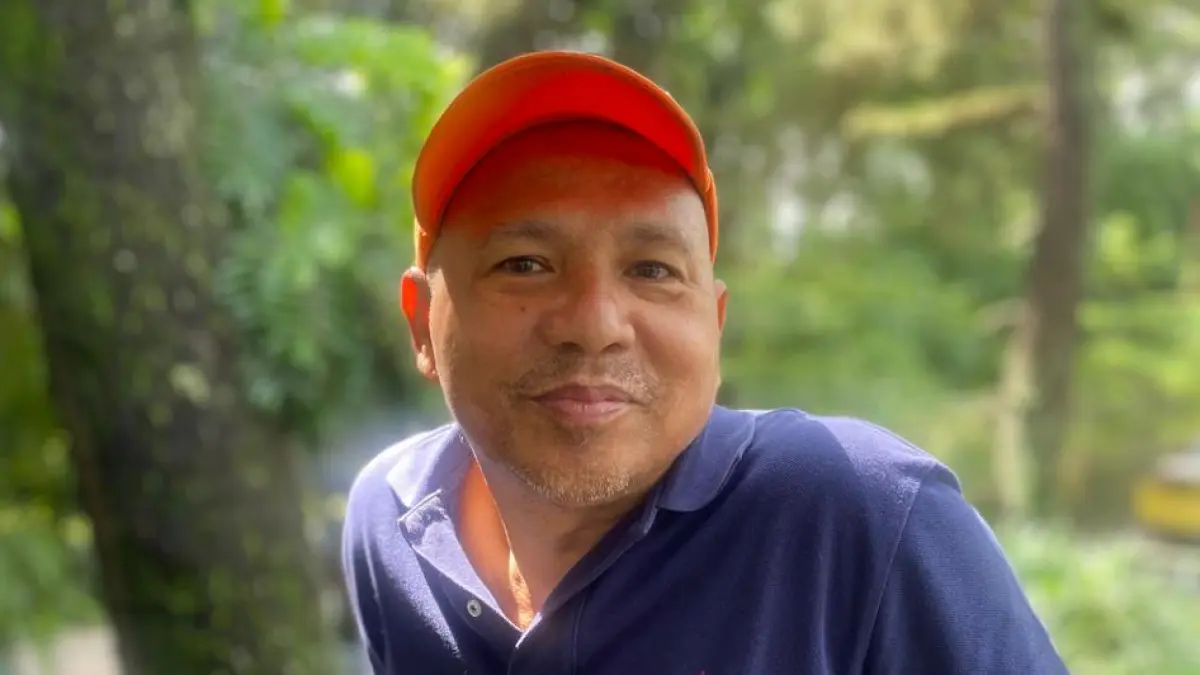 Suhendro Boroma, Anggota KPU Sulut 2003-2008.