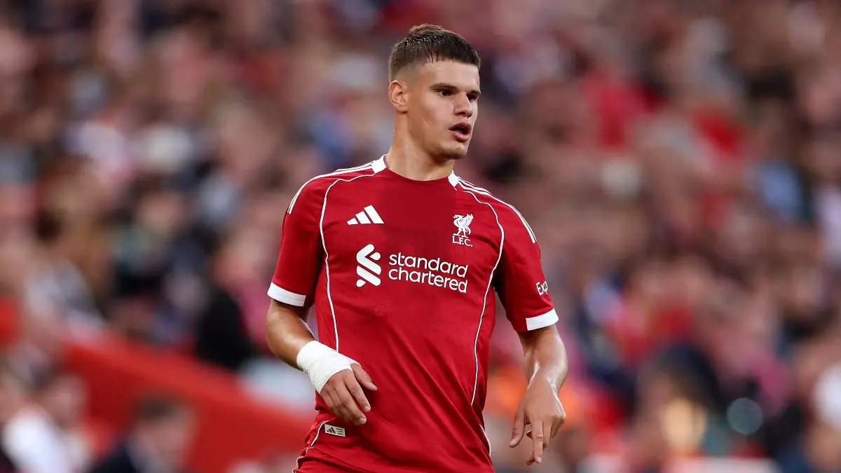 Bek Liverpool, Milos Kerkez. (caughtoffsie)