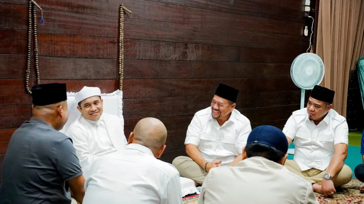 Bupati Batu Bara dan Sugiat Santoso Salurkan 4 Ekor Sapi serta 1 Ton Beras ke Pesantren Taajussalaam