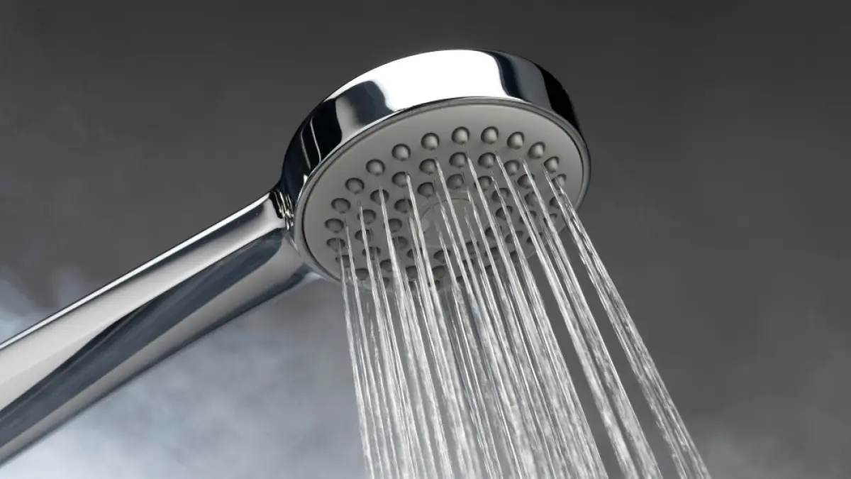 Air Shower Mendadak Kecil? Jangan Buru-buru Ganti, Bisa Jadi Ini Penyebabnya