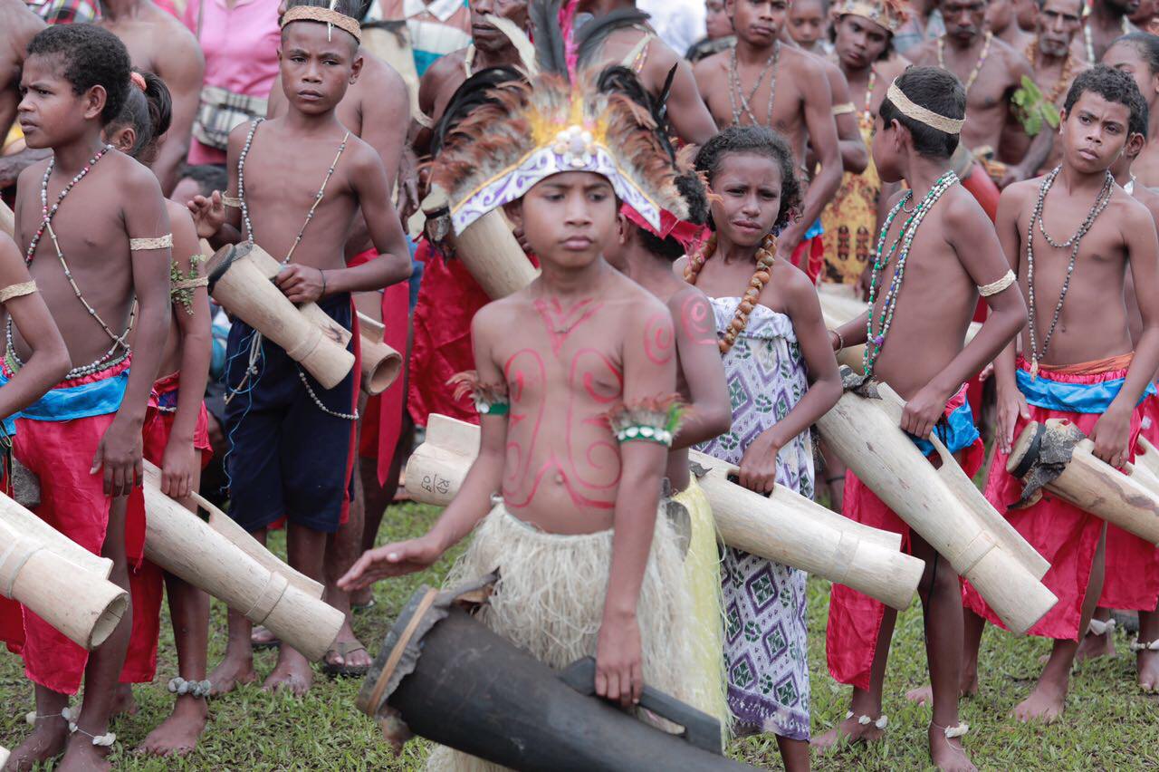 Festival Biak Munara Wampasi yang masuk ke dalam Calender of Event Kemenpar, mendapatkan penghargaan Indonesia bahkan dunia. 