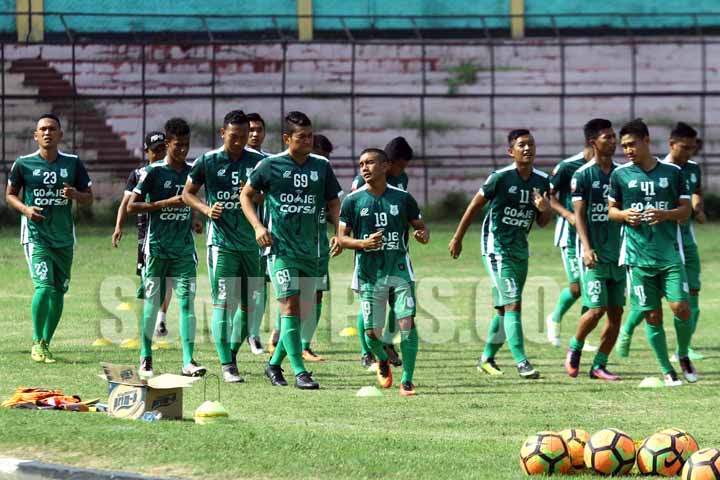 Foto: Sutan Siregar/Sumut Pos Para pemain PSMS Medan saat menggelar latihan belum lama ini.  Sore nanti, Legimin cs optimis mencuri poin kala dijamu 757 Kepri.