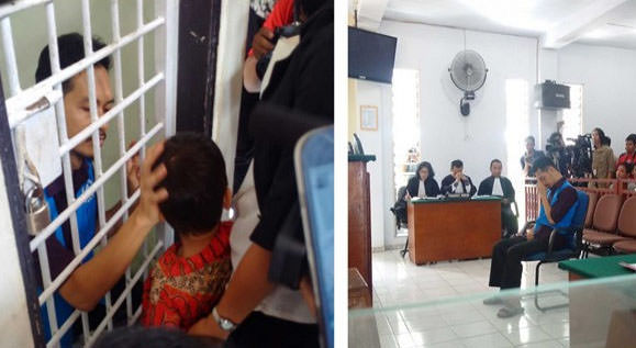 Fidelis mengusap anak bungsunya usai sidang (kiri). Fidelis mengusap air matanya sesaat sebelum hakim membacakan vonis untuknya di PN Sanggau, Rabu (2/8).