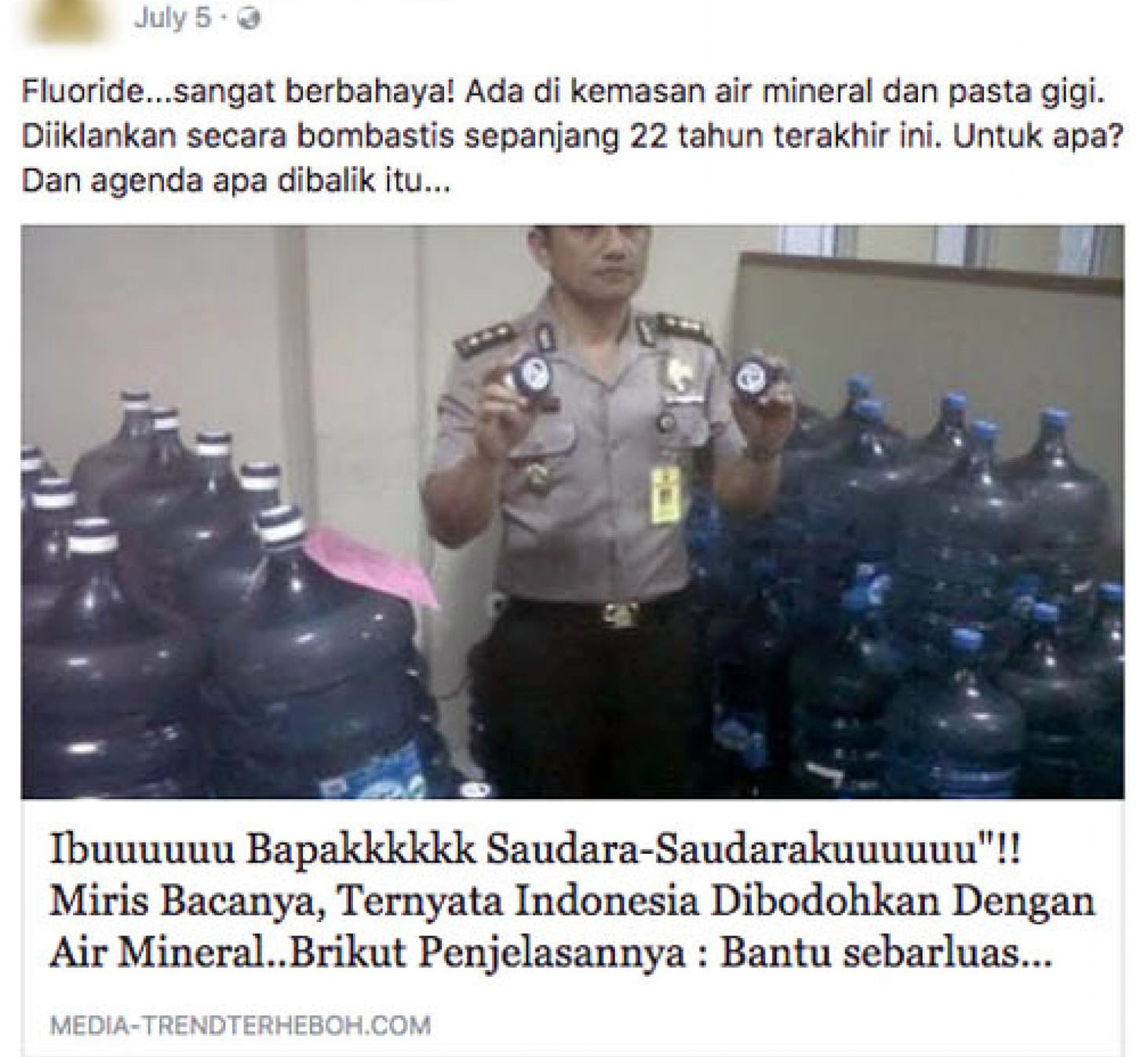 Hoax air minum kemasan.