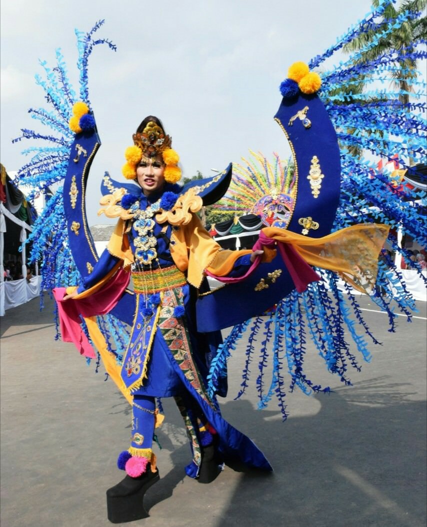 Jember Fashion Carnival (JFC), karnaval fashion pertama di jalan raya kian meneguhkan posisinya sebagai karnaval terbaik di tanah air.