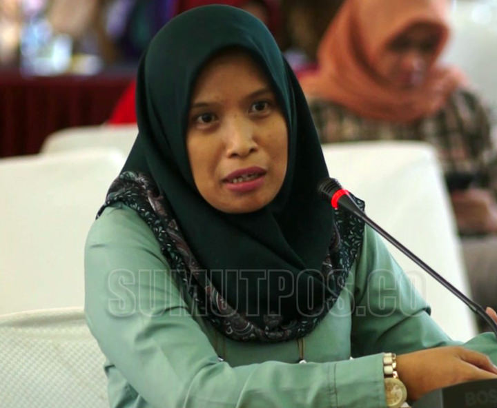 Ketua Bawaslu Sumut, Syafrida Rasahan memberikan pandangan dalam mengikuti seleksi Calon Ketua Bawaslu RI, beberapa waktu lalu.