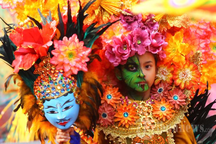 Malang Flower Carnival 2017 bisa dinikmati 10 September 2017 mulai pukul 12.30 WIB di sepanjang Jalan Ijen Kota Malang.