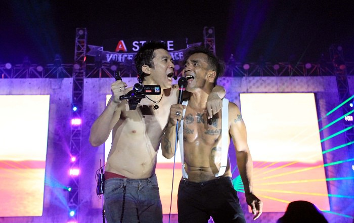 Group musik ternama tanah air, Slank, akan menghebohkan Atambua, Belu, Nusa Tenggara Timur, di Lapangan Umum Simpang Lima Atambua, Jumat 22 September 2017, mendatang.