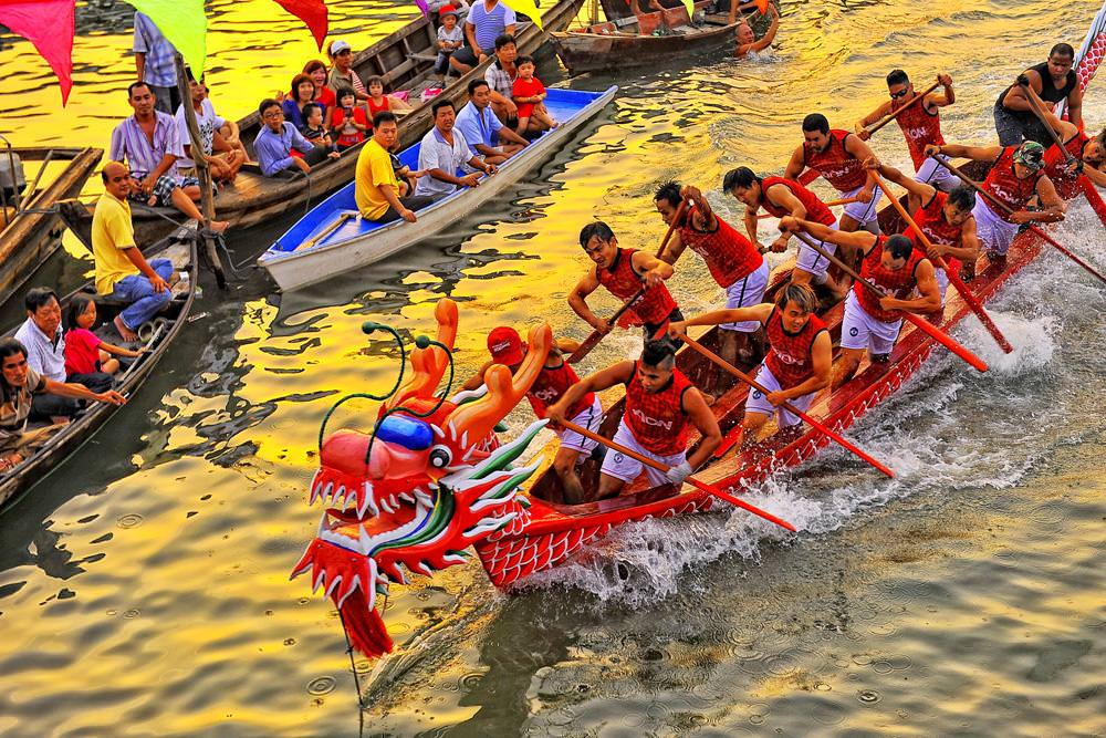 Festival Bahari ini akan digelar sembilan hari berturut turut sejak 13 – 21 Oktober 2017 di Tanjung Pinang.