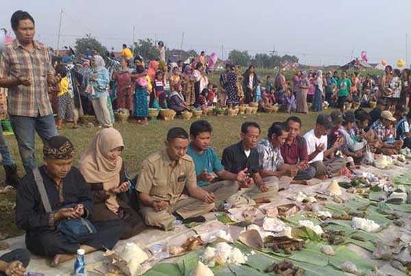 Acara ritual budaya Guar Bumi Ciparay Majalengka akan digelar di Majalengka, 29 Oktober, di Alun alun Desa Ciparay Kecamatan Leuwimunding Kabupaten Majalengka.